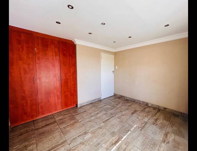 3 BEDROOM HOUSE FOR SALE IN SEBOKENG ZONE 14